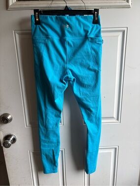 Under Armour Bright Turquoise Girls' Athletic Leggings